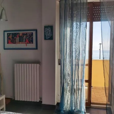 Moderno Primissima Fila Mare Appartement